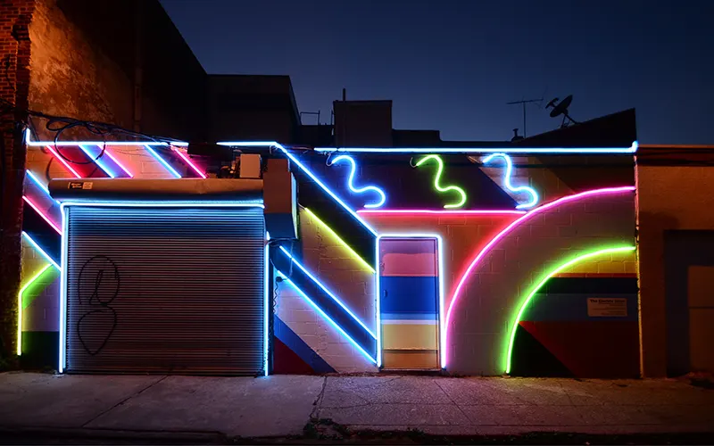 Effetti dell'illuminazione al neon sugli occhi umani e possibili disagi