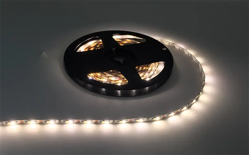 afstembare witte ledstrips met instelbare kleurtemperatuur voor thuisverlichting