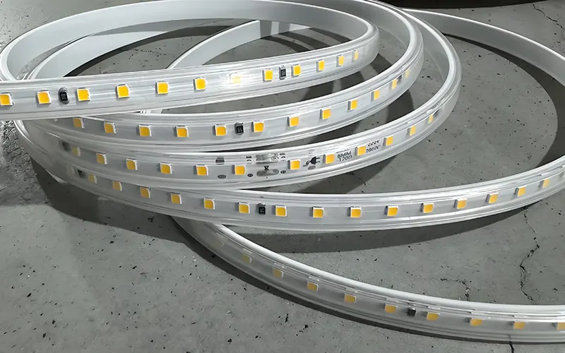 Commerciële 230V LED stripverlichting ontworpen voor bulkbestellingen en professionele verlichtingsinstallaties