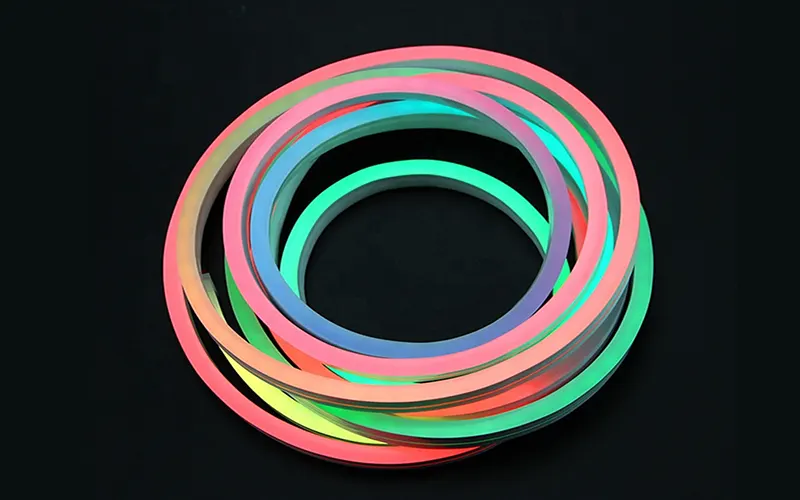 Professional DMX to SPI interface controller used to control SPI LED strip lights with high precision pixel mapping.